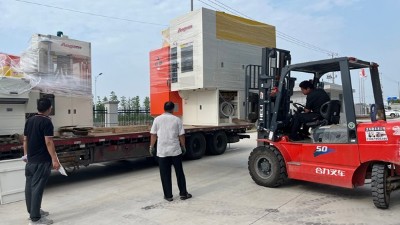縮徑機、滾膠機、噴膠機發(fā)往河南汽車橡膠減震客戶