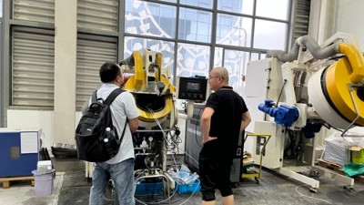 航空精密零部件客戶(hù)到訪(fǎng)安捷倫參觀滾噴機(jī)PR55