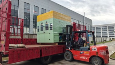 又雙叒發(fā)貨！汽車橡膠減震老客戶超愛的噴膠機(jī)